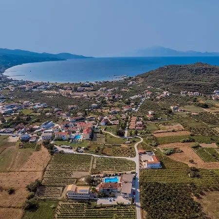 Grapevines Апарт-отель Аликанас
